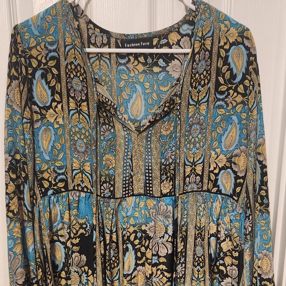 NWOT Fashion Fuse Shirt
